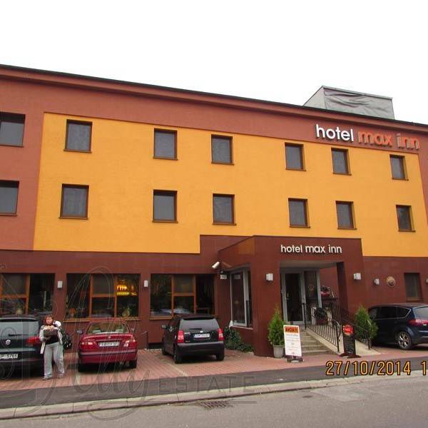 Отель Max Inn Hotel
