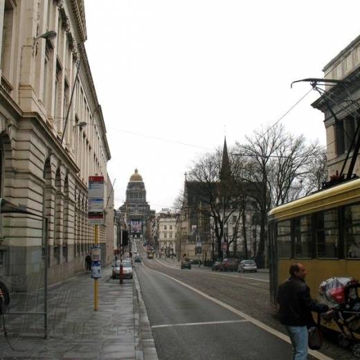 Улица Режёнс - Rue de la Régence.