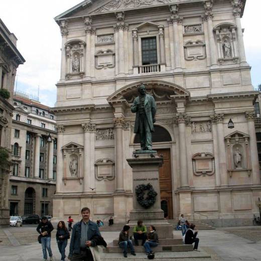 Церковь Сан-Феделе Chiesa di San Fedele