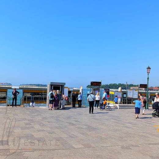 Остановка вапоретто Giardini