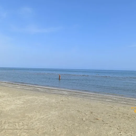 Море и пляжи в Барлетте