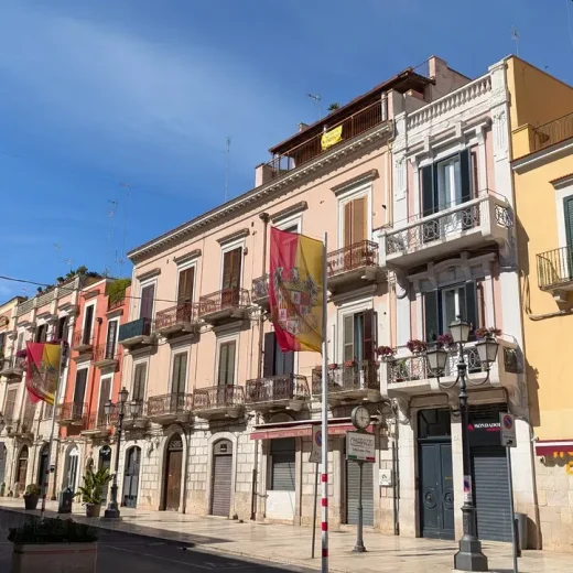 Улица Виктора Эмануила II в Барлетте