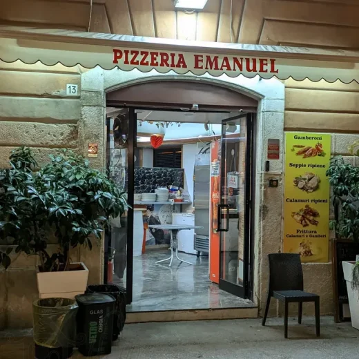 Пиццерия Emanuel в Барлетте
