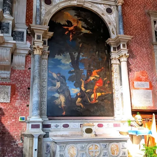 Алтарь с картиной Карло Лото